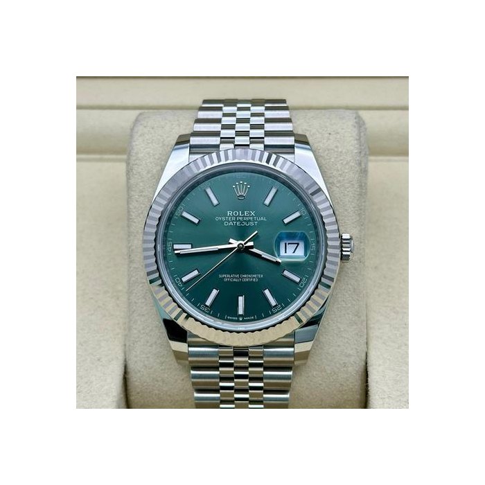 Rolex Datejust41 Mint Green Dial 2025 - New Style Box Ref. 126300