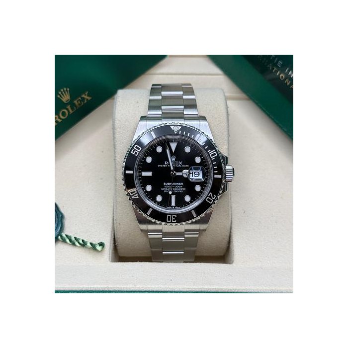 Rolex Submariner DateBlack Dial Stainless Steel Ceramic Bezel Oyster Bracelet Ref. 116610LN