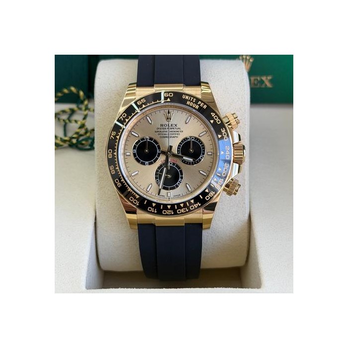 Rolex DaytonaAug 2026 with new wooden style card!! Ref. 126518ln
