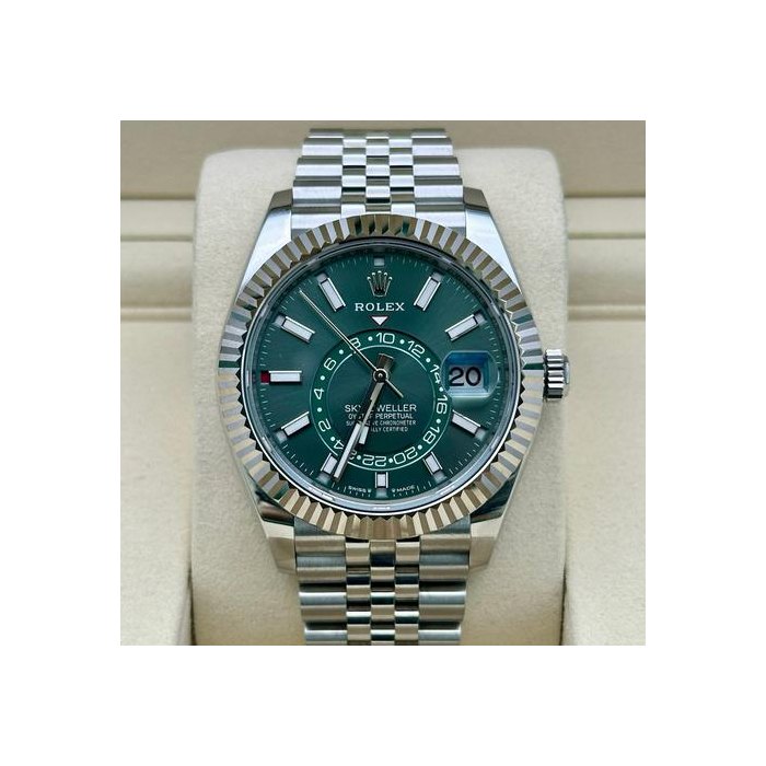 Rolex Rolex Sky-DwellerGreen Dial 2025 - New Style Box, Price & Market Data