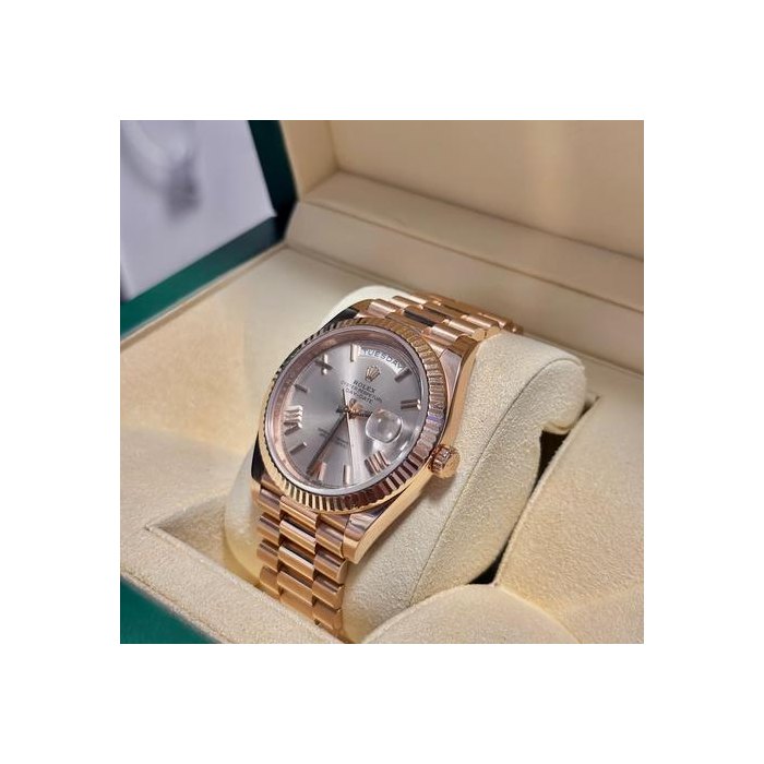 Rolex Day-Date40 2020 Rolex Day-Date 40mm Everose Gold Sundust Roman Numeral Ref. 228235