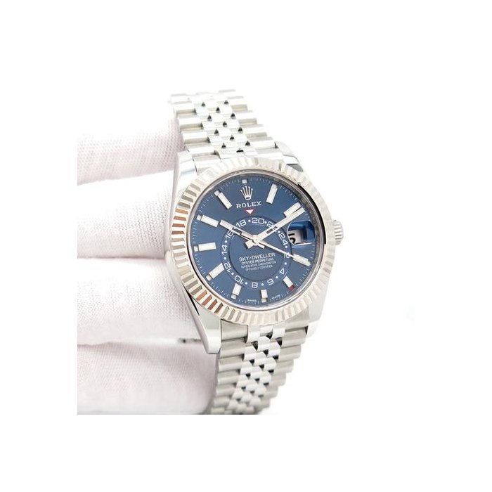 Rolex Sky-Dweller326934 Skydweller with Blue Dial on Jubilee