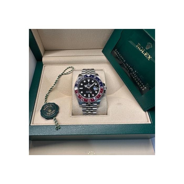 Rolex GMT-Master II2022 Full Set “Pepsi” Ref. 126710BLRO