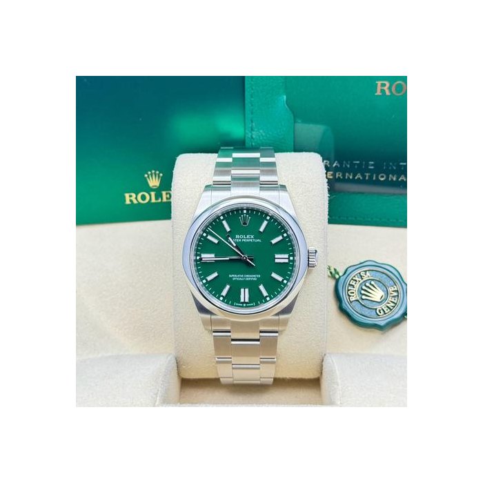 Rolex Oyster PerpetualGreen Dial (2025 Release) Ref. 134300