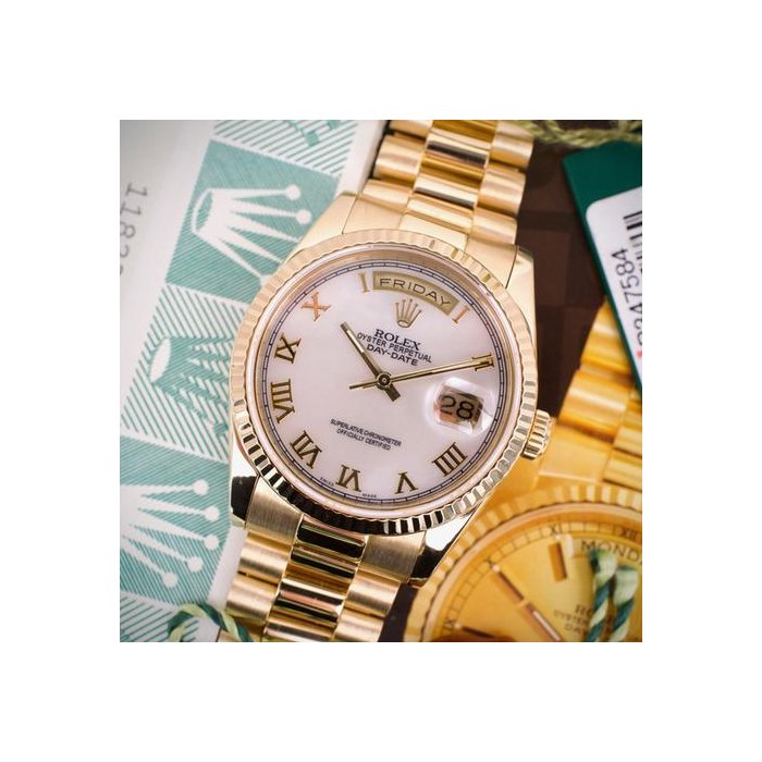 Rolex Day-Date"President" 2000 Box Papers Mother of Pearl Roman Serviced Ref. 118238