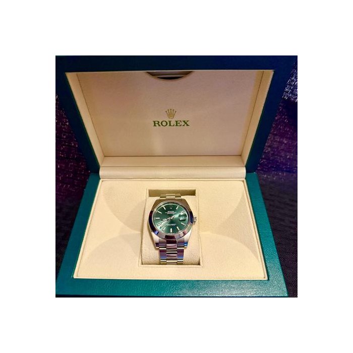 Rolex Datejust41 Full Set with box gift bag and original receipt Ref. 126300