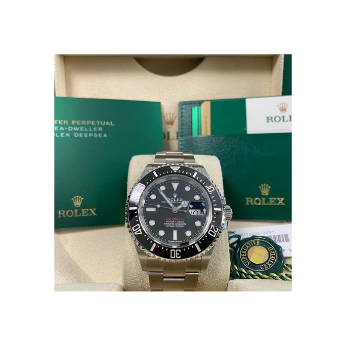 Rolex Sea-DwellerLike NEW 2017 Sea-Dweller 43 Black Dial Red Letters MK1 126600 FULL SET