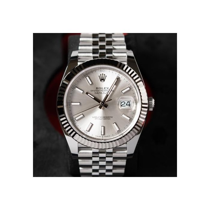Rolex Datejust41 Silver Dial Jubilee Bracelet Complete Set w/Box and Papers Ref. 126334