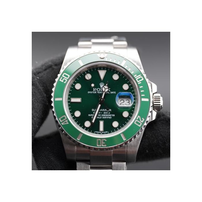Rolex Submariner DateHulk Green Dial Fullkit (ST # 1015) Ref. 116610LV