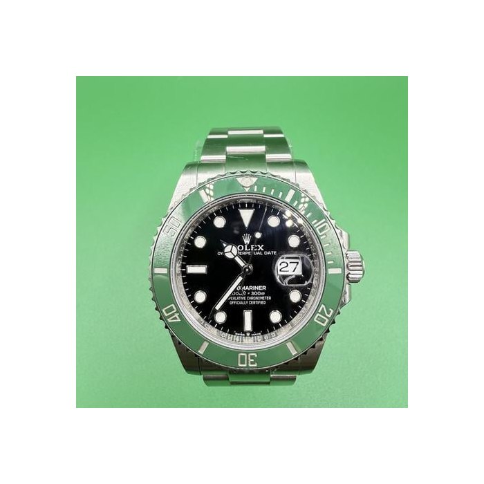 Rolex Rolex Submariner Date126610LV “Starbucks” – 41mm Full Set, Price & Market Data