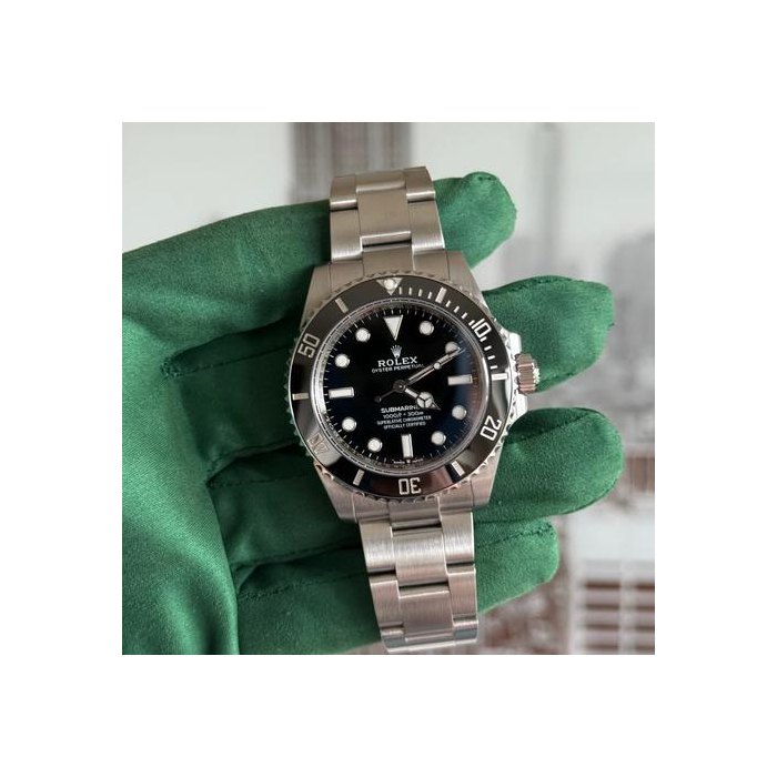 Rolex Submariner (No Date)41mm No-date Black Watch 124060 Full Set 2021 Ref. 124060 LN