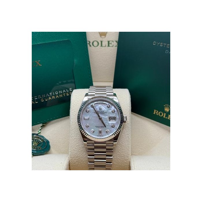 Rolex Day-Date36 Mother of Pearl Diamond Set White Gold Fluted Bezel Presidents Ref. 128239