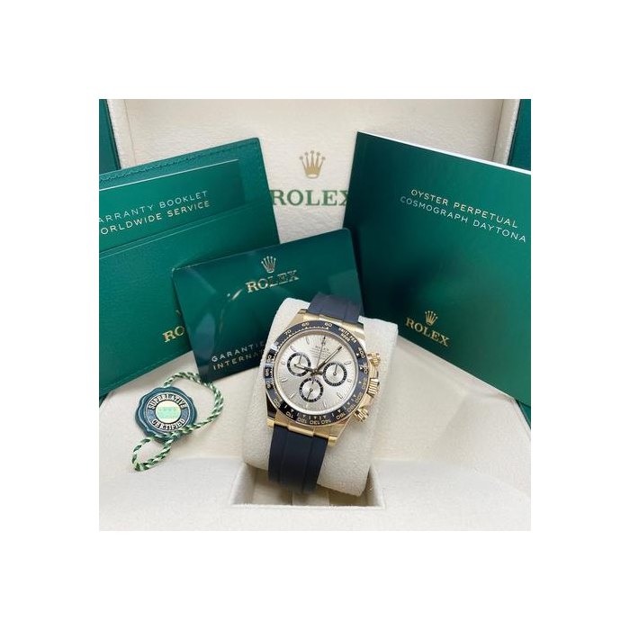 Rolex DaytonaUNWORN Daytona 126518 Yellow Gold 40mm Champagne Dial Black Oysterflex Rubber Ref. 126518ln