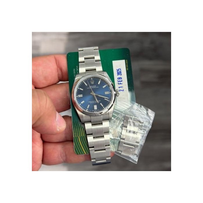Rolex Oyster Perpetual2025 36mm Blue Dial Oyster Bracelet Ref. 126000
