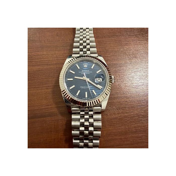 Rolex Datejust41 41mm 126334 Blue Motif Dial Fluted Bezel Jubilee Bracelet