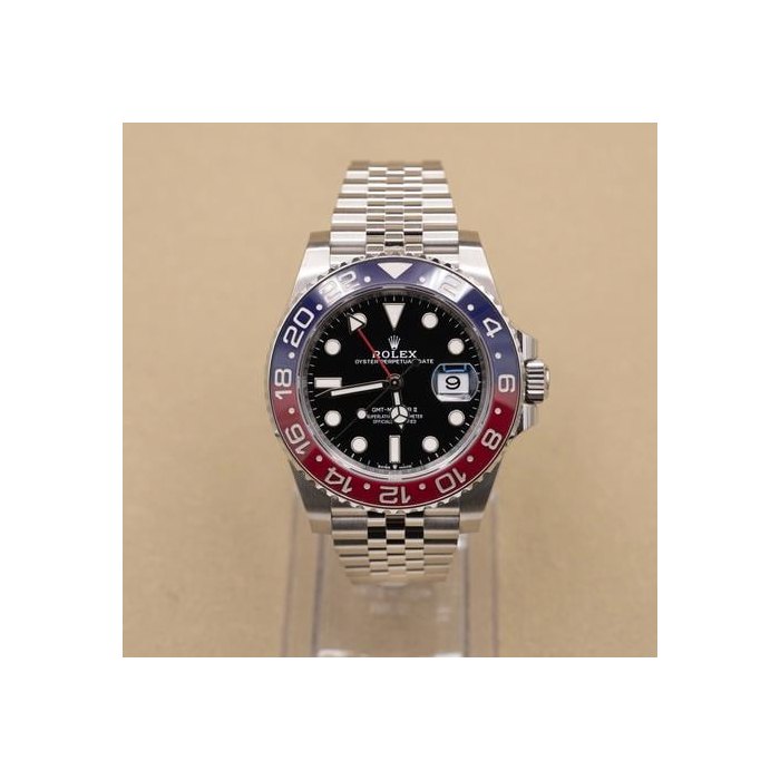 Rolex GMT-Master IIPepsi 2022 Black Dial on Jubilee 126710BLRO