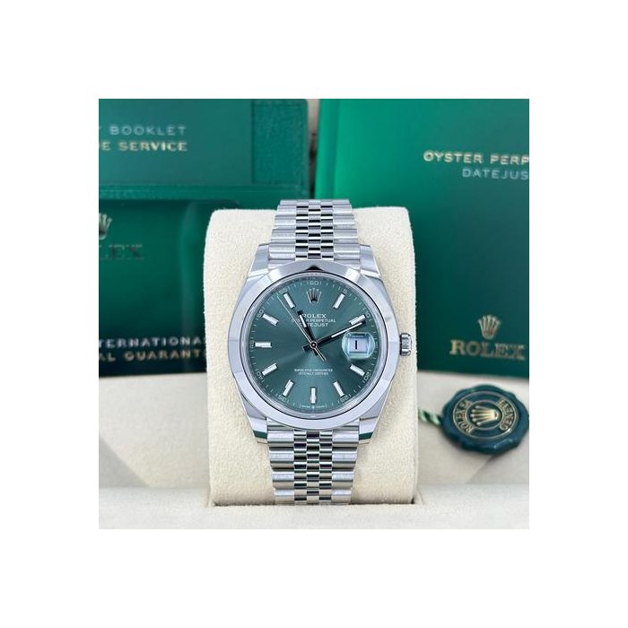 Rolex DatejustUnworn 2026 Datejust 41mm Green Jubilee 126300-0020 Complete