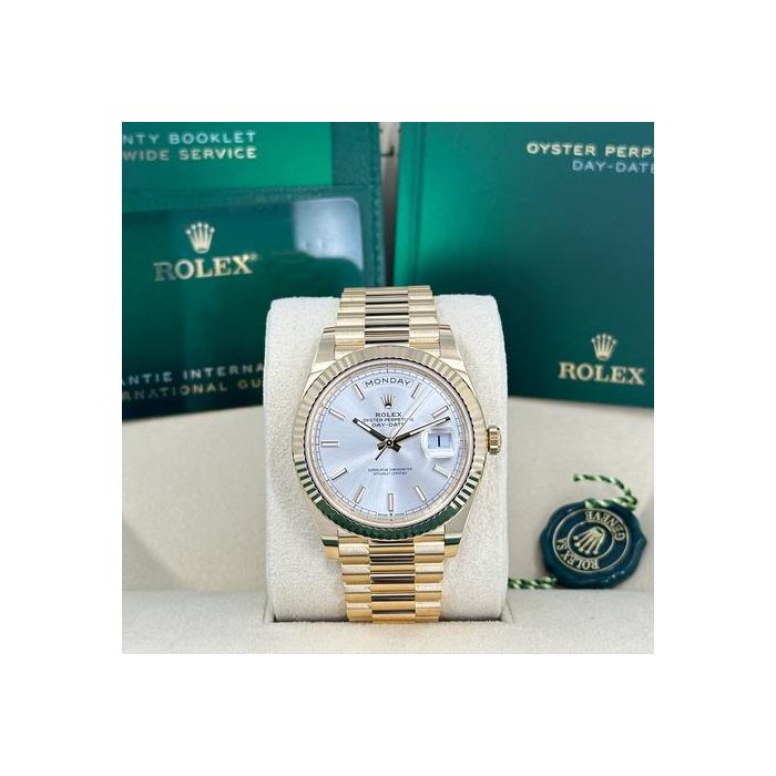 Rolex Day-Date40 Silver President 228238-0066 Mint Condition 2024 Complete Set