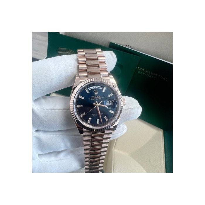 Rolex Day-Date36 MAKE AN OFFER! Full Set - LIKE NEW Ref. 128235