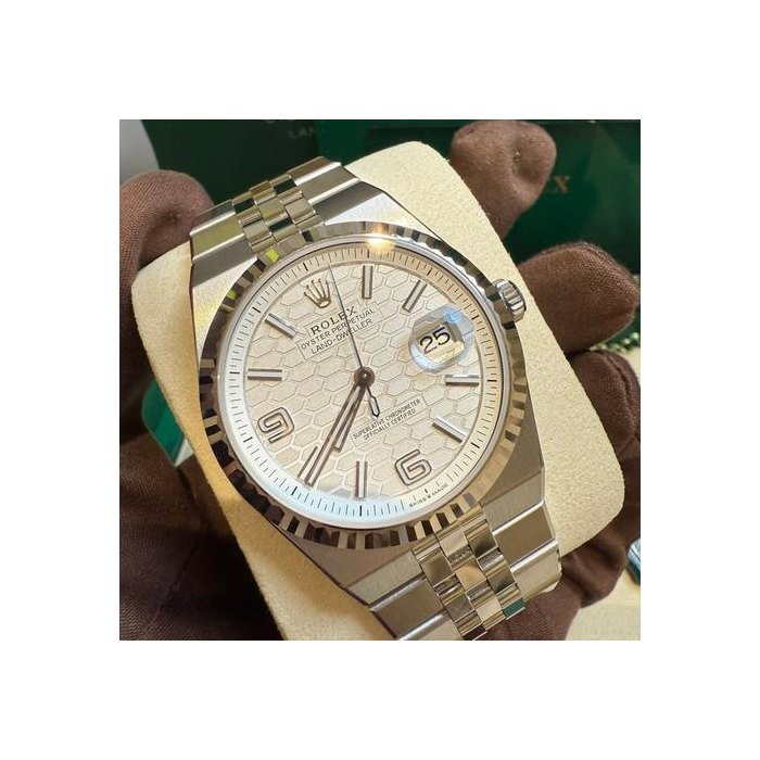 Rolex Land-DwellerNEW 2026 Both Tags Land-dweller 40MM Stunning Watch Full Set Ref. 127334