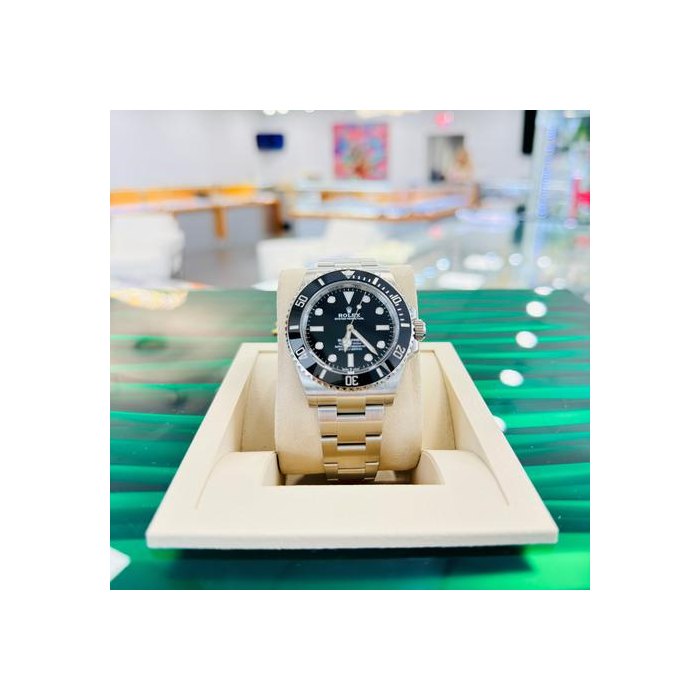 Rolex Submariner (No Date)41 124060 No Date Ceramic Bezel Box and Papers Unworn