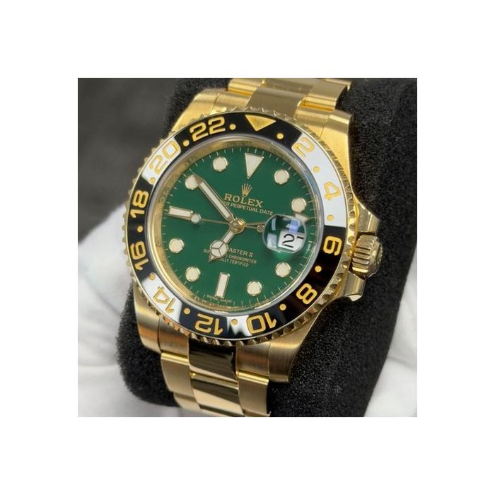 Rolex GMT-Master IIFull Set Excellent Unpolished Condition 2018 Ref. 116718LN