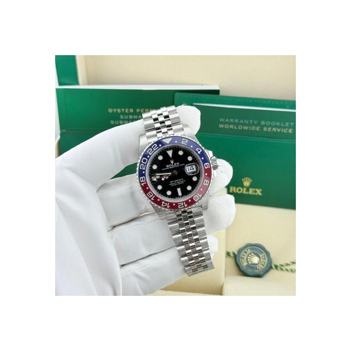Rolex GMT-Master IILIKE NEW 2023 126710BLRO GMT-Master II 40mm “Pepsi” on Jubilee Bracelet