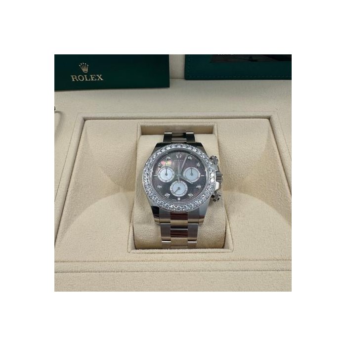 Rolex DaytonaMother Of Pearl Cosmograph Daytona Diamond "mother New December 2024 | Diamond Panda | White Tag Full Set Ref. 126579RBR