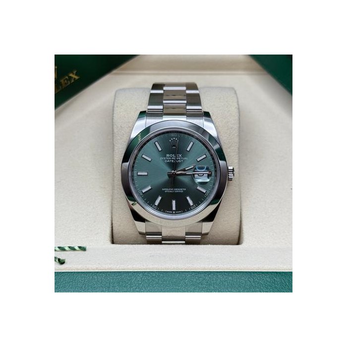 Rolex Datejust41 Green Index Dial Stainless Steel Smooth Bezel Oyster Bracelet Ref. 126300