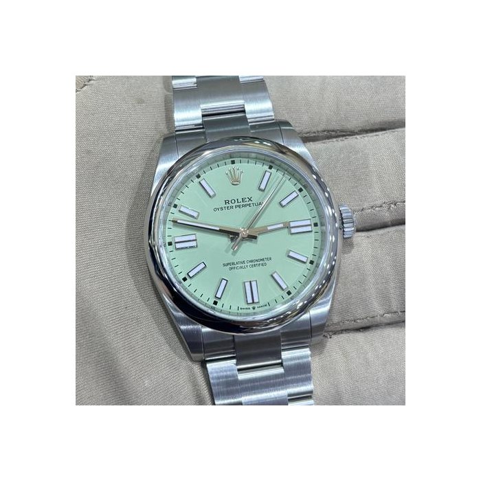 Rolex Oyster Perpetual41mm Pistachio Green Dial Stainless Steel 134300 Box + Papers 2026 Ref. 124300