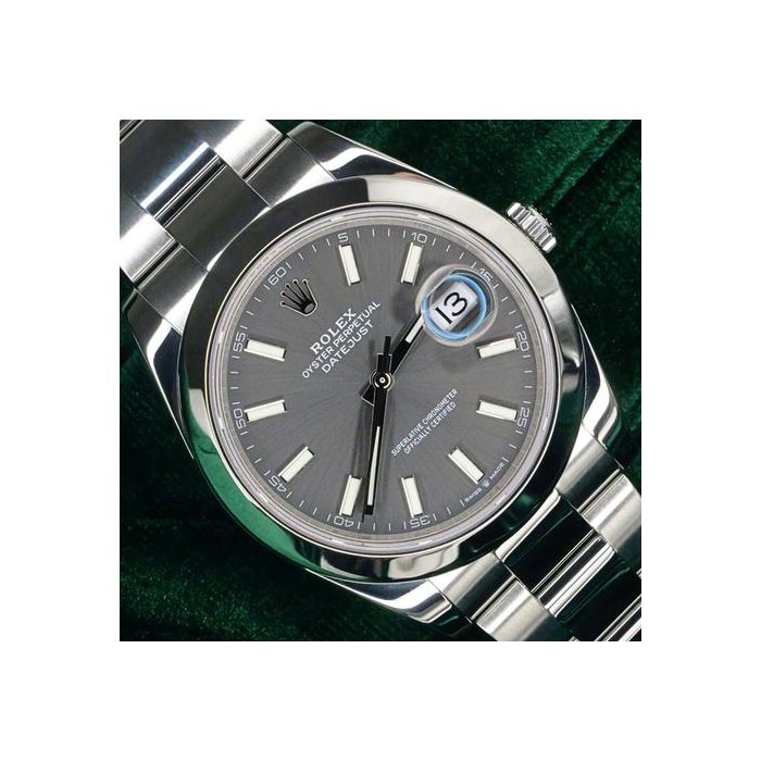 Rolex DatejustMINT COMPLETE SET Datejust 41mm Grey Dial Smooth Bezel Oyster Bracelet Steel 126300