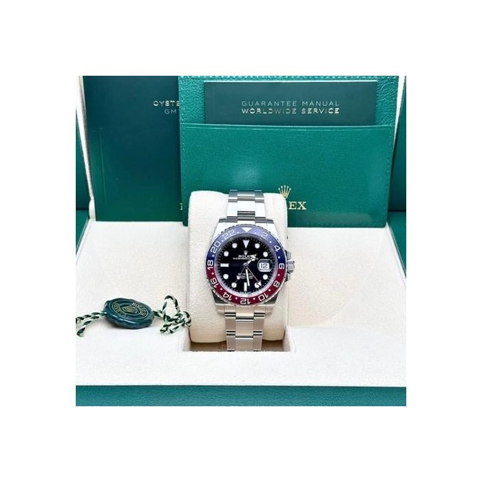 Rolex GMT-Master IILike New 2022 126710BLRO GMT-Master II 40mm “Pepsi” on Oyster Bracelet