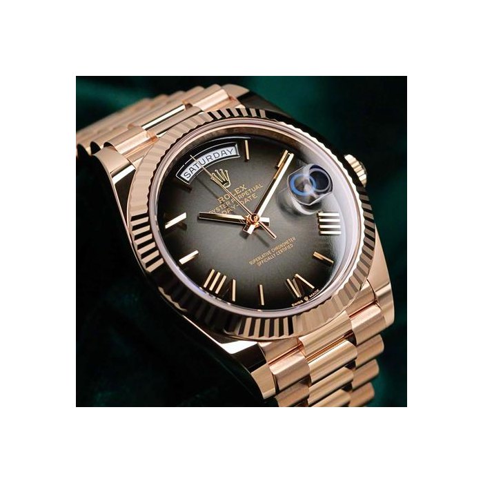 Rolex Day-Date2026 NEW UNWORN Day-Date 40 Slate Ombré Dial 18K Everose Gold Fluted Bezel Bracelet 228235