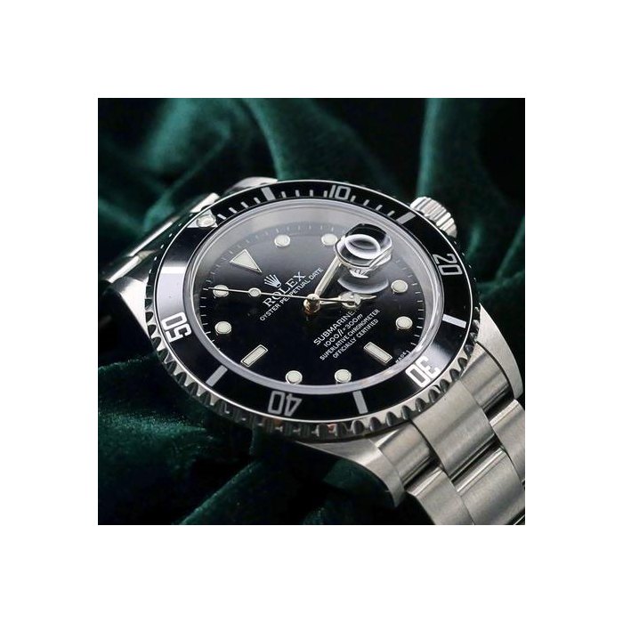 Rolex Rolex Submariner DateMINT COMPLETE SET Submariner Date 40mm Black Dial Black Bezel Stainless Steel 16610LN, Price & Market Data