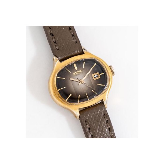 Seiko1970's Vintage Ladies Seiko Ref. 2205-3129 Gold Plated Base Metal & Stainless Steel Back Watch ( 15837)