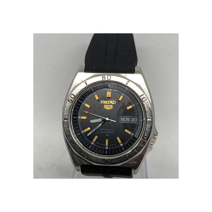 Seiko 5 SportsVintage Seiko 5 Automatic Sports Rare 7009-8570