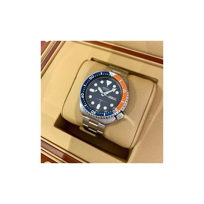 Seiko ScubaPepsi Vintage Cushion Case Circa 1980's - Steel Ref. 7548-700B