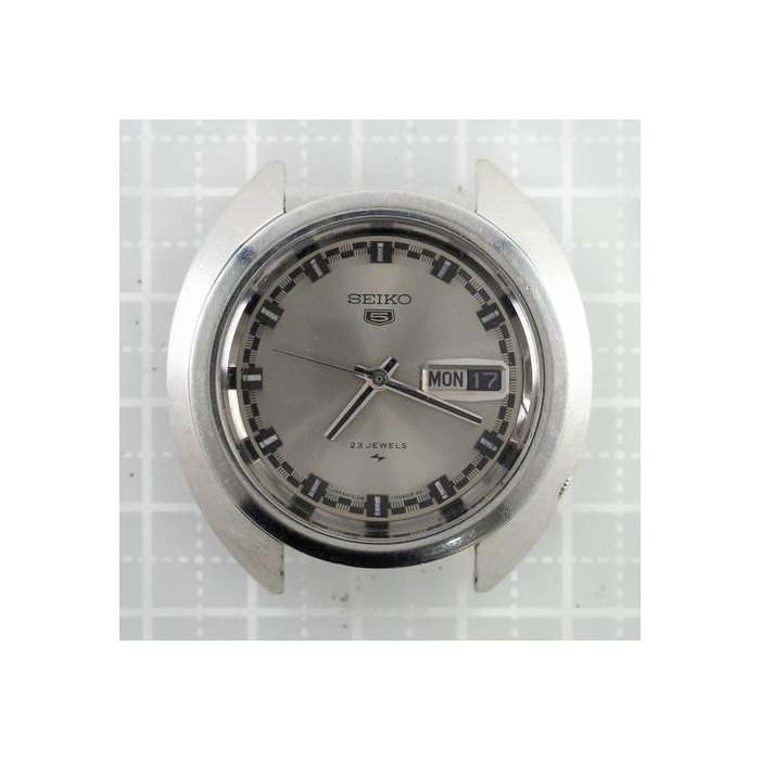 Seiko5126-7030