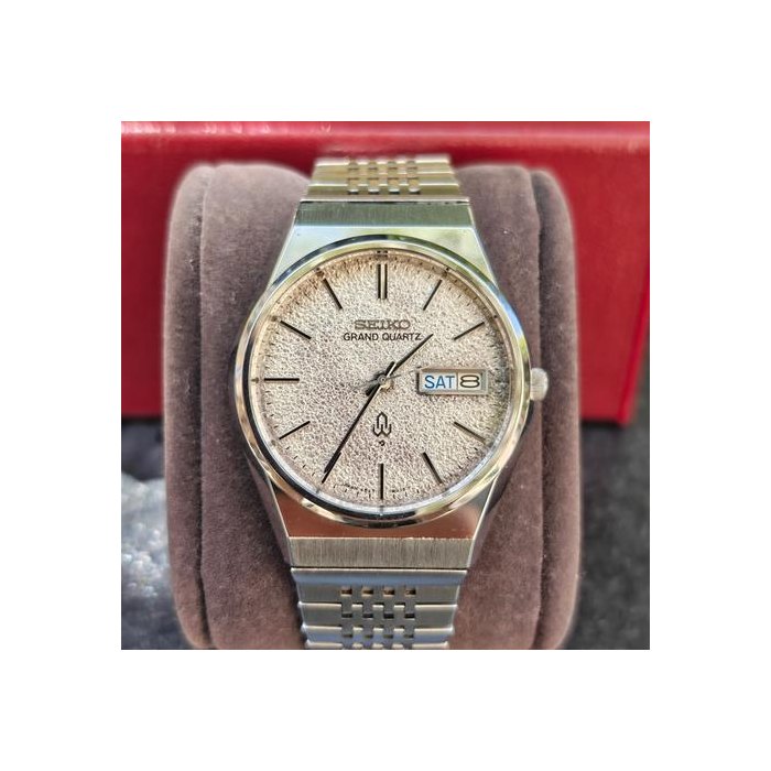 Seiko Grand Quartz4843-8100 “Diamond Dust" Original Bracelet