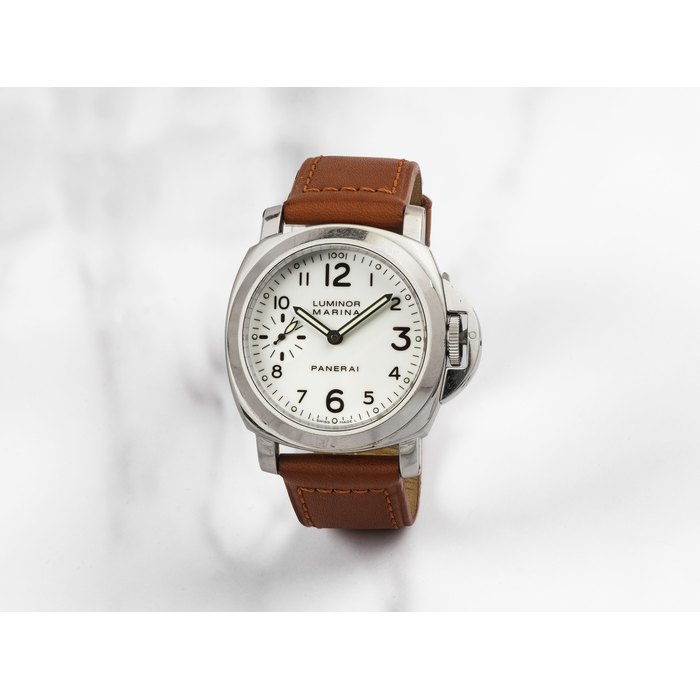 Panerai. Montre bracelet en acier mouvement mécanique Panerai. A stainless steel manual wind wristwatch Luminor Marina, Ref: PAM00113, No.E1275/3000, Purchased 22nd December 2002