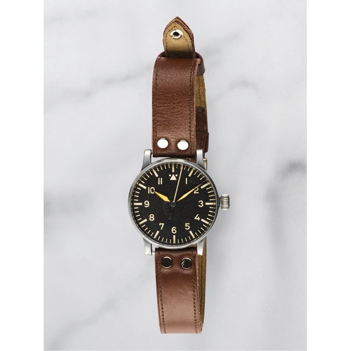 Wempe. Montre bracelet militaire allemande surdimensionnée en acier mouvement mécanique Wempe. An oversized German military steel manual wind wristwatch B-Uhr, Ref: FI23883, Circa 1940