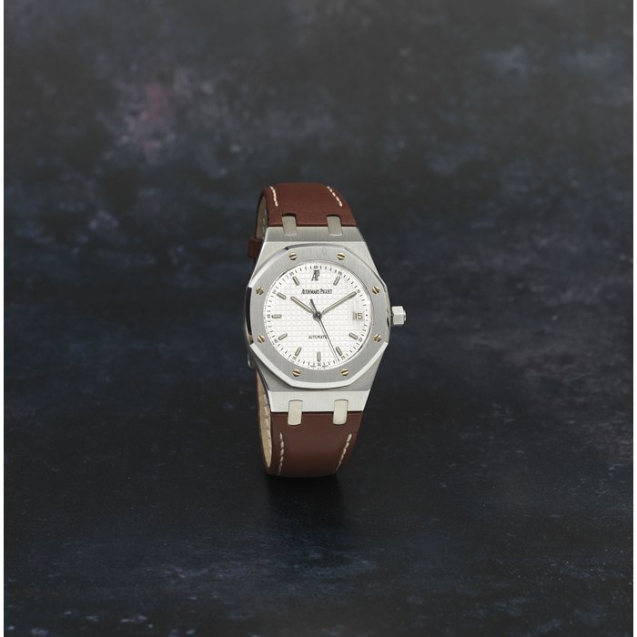 Audemars Piguet Audemars Piguet. A fine special edition stainless steel automatic calendar wristwatch Royal Oak, Ref: 15189ST.OO.D083CU.01, Purchased 31st May 2005 · 15189ST.OO