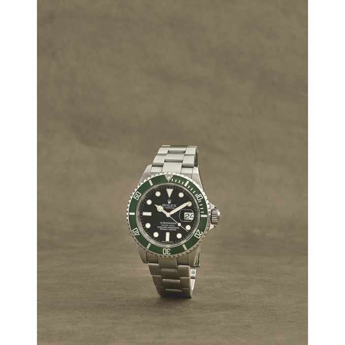Rolex. Montre bracelet en acier avec date et lunette verte mouvement automatique Rolex. A stainless steel automatic calendar bracelet watch with green bezel insert Submariner Date 'Kermit', Ref: 16610 T, Circa 2005