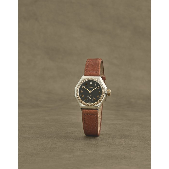 Rolex. Montre bracelet en or jaune 18K (750) et acier de forme octogonale mouvement mécanique Rolex. A rare stainless steel and 18K gold manual wind wristwatch with octagonal form Ref: 2190, Circa 1939