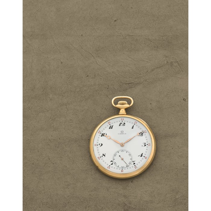 Breguet Omega. Montre de gousset à cadran ouvert en or jaune 18K (750) remontoir au pendant Omega. An 18K gold keyless wind open face pocket watch Circa 1930