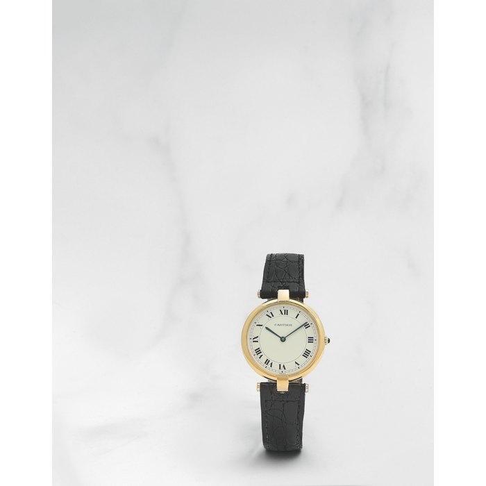 Cartier. Montre bracelet de dame en or jaune 18K (750) mouvement quartz Cartier. A lady's 18K gold quartz wristwatch Vendome, Ref: 8879, Circa 2000