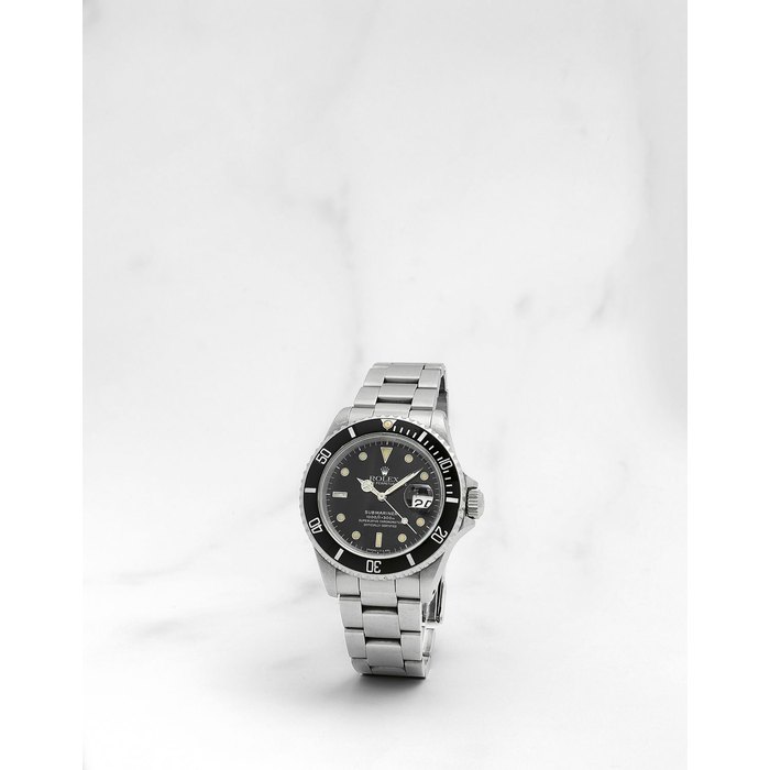 Rolex. Montre bracelet en acier avec date mouvement automatique Rolex. A stainless steel automatic calendar bracelet watch Submariner Date, Ref: 16610, Circa 1991