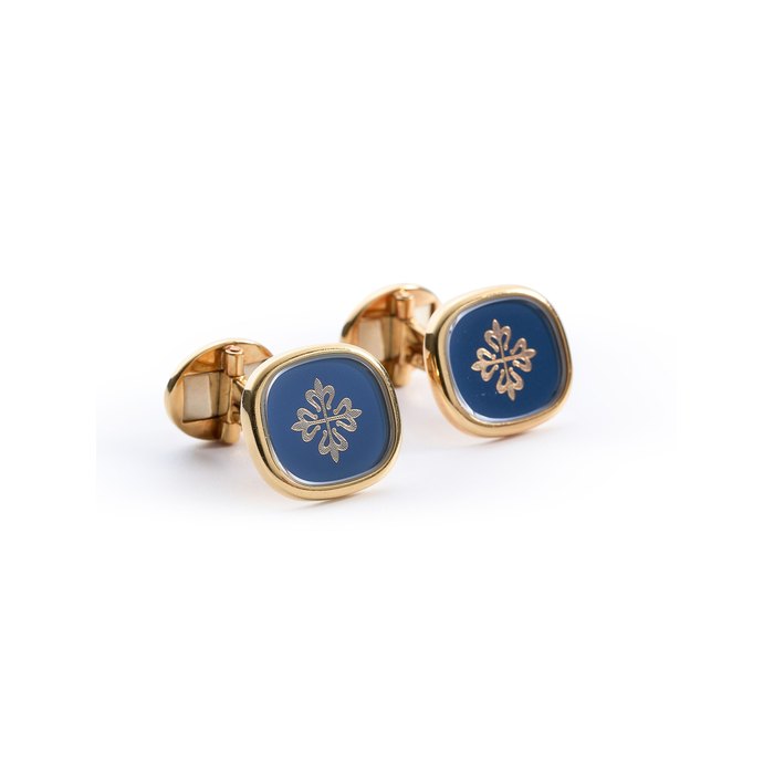 PATEK PHILIPPE | ELLIPSE, REF.9002, A RARE PAIR OF YELLOW GOLD CUFFLINKS, CIRCA 1980