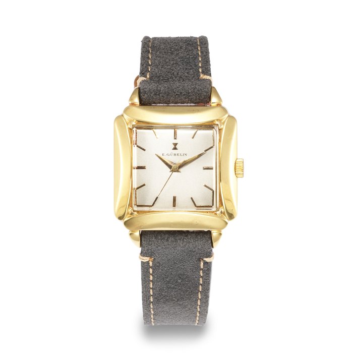 E. GÜBELIN. A FINE YELLOW GOLD SQUARE CENTRE SECONDS WRISTWATCH, CIRCA 1950