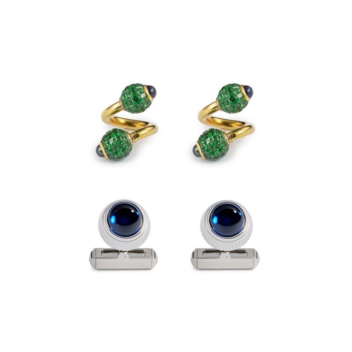 CARTIER AND UNSIGNED | TWO PAIRS OF CUFFLINKS
